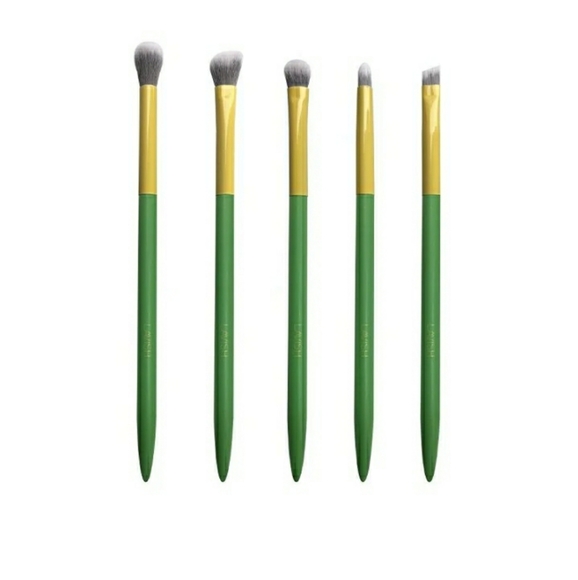 Lavish eye brush set